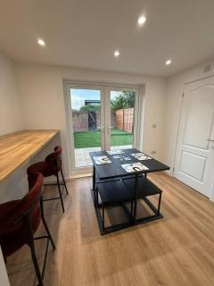 3 bed house by mustang escapes - 2