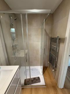 3 bed house by mustang escapes - 5