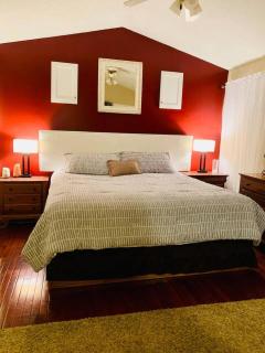 Large 3 bedroom - Back deck - Pet Friendly - 6