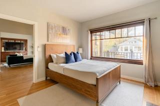 Quintessential 2BR Craftsman - Portland - 9
