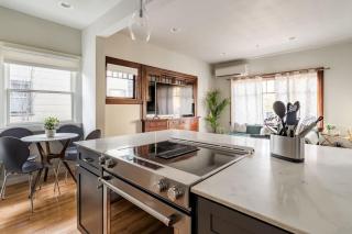 Quintessential 2BR Craftsman - Portland - 8