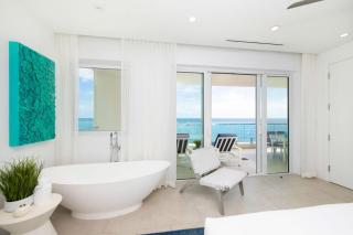 Rum Point Resort 307 - 8