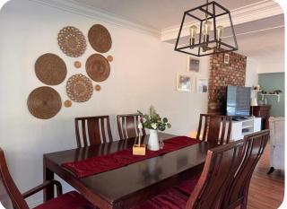 A cozy home, centrally located with free parking - Delta - 4