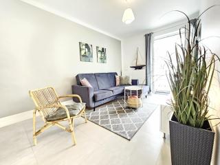 Apartment 1A - 8