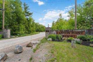 Loon Lodge on the Lake - Windsor - 4