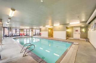 Walk to Lake Chelan Condo with Pool Access - Chelan - 8