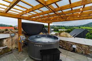The Village at The Rocks - Luxury Glamping Resort - Newry - 1