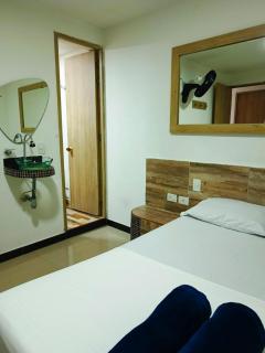 Hotel Casa Girardot Medellin - Medellín - 7