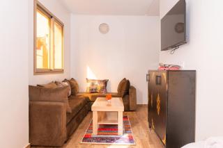 Tifawine Guest House Social Stay and Oceanview Rooms - 8