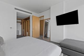 Comfy 3BR, near the beach - 8