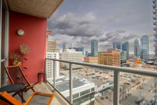 Modern Beltline Escape Sky-High Views DT Views - 2