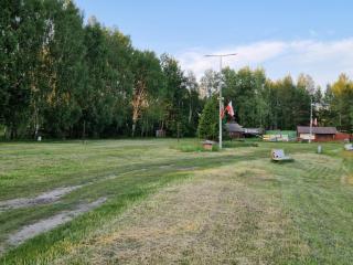 Pole namiotowe - - 3