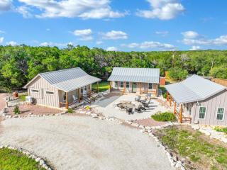 RusTx Ranch Unit 6- Farmhouse - 3