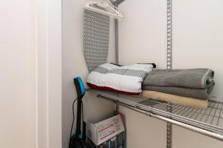 Walk to Santa Monica Beach Pier Boardwalk Venice - 8