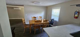 Large Ranch 4 Bedrooms, Quiet Neighborhood - East Lansing - 9