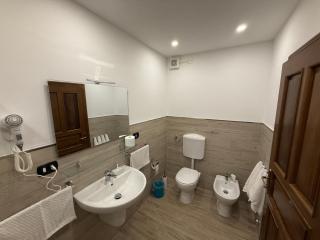 La Casa Del Tiglio - Modena - 6