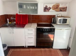 Apartmani Amira Sutomore - Sutomore - 0