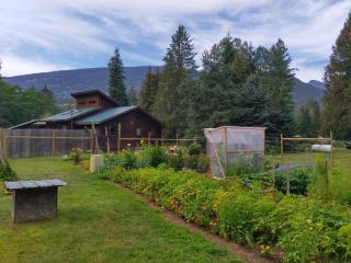 Beatrice Place - Slocan - 3