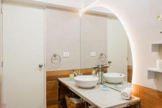 Trendy 1BR Poolside Terrace - Lima - 2