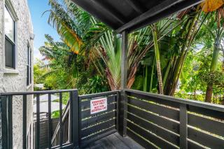 Flamingo Hacienda - Expansive 3BR Retreat with Style & Comfort - West Palm Beach - 7