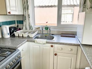 Shirls chalet in Sheppey, Leysdown - Leysdown-on-Sea - 8