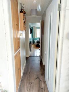 Twenty-One Retreat Surrounded by open landscapes - Rowley Regis - 5