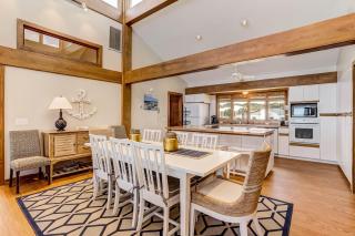 1298 S Fletcher Ave - 1