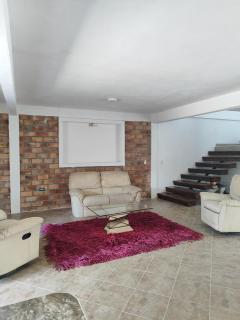 Extraordinaria Casa con Piscina - 0