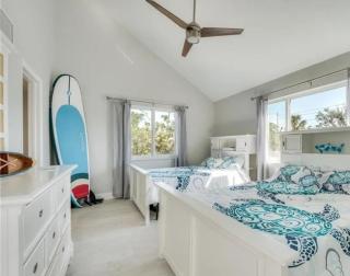 Luxury Home with Deeded Private Beach Access Sanibel Island - 28 Day Stay Minumum - 5