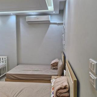 Fully furnished room with sharing apartment facilities - Il Cairo - 1