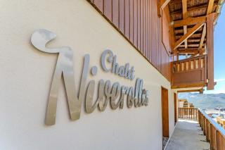 Cozy Alpine Chalet with Ski-In access and Parking in Val Thorens 10 Niverolles - 3