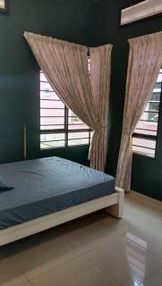 Azzahra Homestay - 2