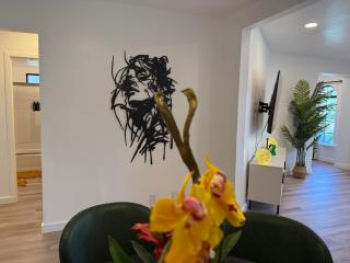 Modern Duplex with 6 beds and Sofa bed in Miracle Mile Longwood - 8