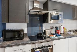 Modern 4BR House in Wigan-Peachy Stays-Free Parking & Garden - Ince-in-Makerfield - 7