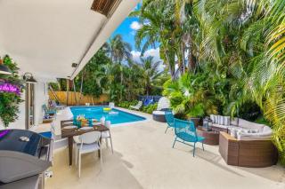 Heated Pool with Beach Gear, The Other Hollywood - 2