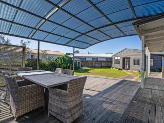 Fun at Whangamata - Whangamata Holiday Home - Whangamata - 7