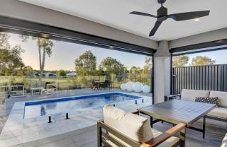 Elegance on Callisia - Banksia Beach - 0