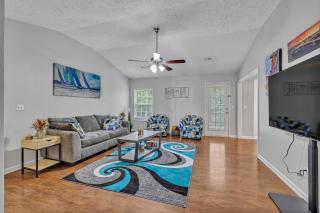 Cozy and Spacious Spring Hill 3BR 2bath Home - Spring Hill - 3