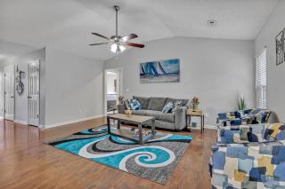 Cozy and Spacious Spring Hill 3BR 2bath Home - 2