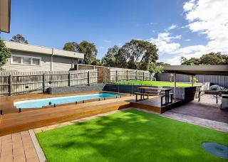 Illyria with Pool Spa and Relaxation - Rye - 9