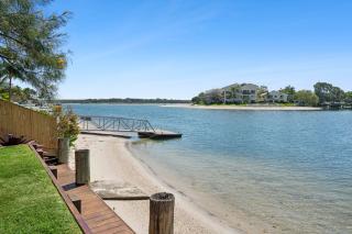 2-Villa Marina 106 Noosa Parade Noosaville QLD 4566 - 7