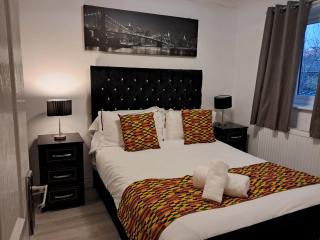 Modern & Spacious - Walk to London ExCEL- Parking - London - 3