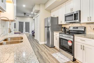 Sip, Dine and Explore Fountain Square Indy Retreat! - Indianapolis - 2