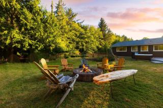 Lodge at Deception Pass by AvantStay Trails Hot Tub Walk to Cornet Bay - 8