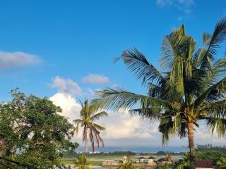 Kirra's Beach House - Pulukan - 9