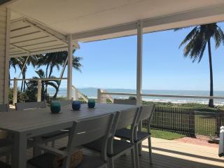 Saunders Beach Holiday House - - 8