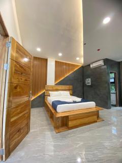 AC Cosy Hotel - Lala - 4