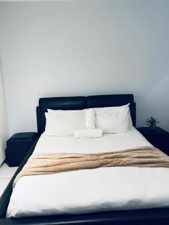 Cozy self contained CBD apartment - Windhoek - 8