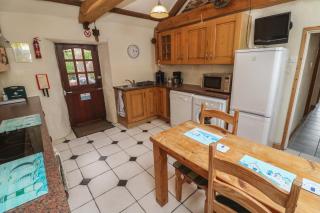 Horseshoe Cottage - 3