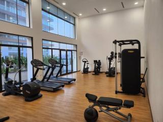 Elegant & Luxury Gem-5 Star Location -Pools Gym! - Accra - 3